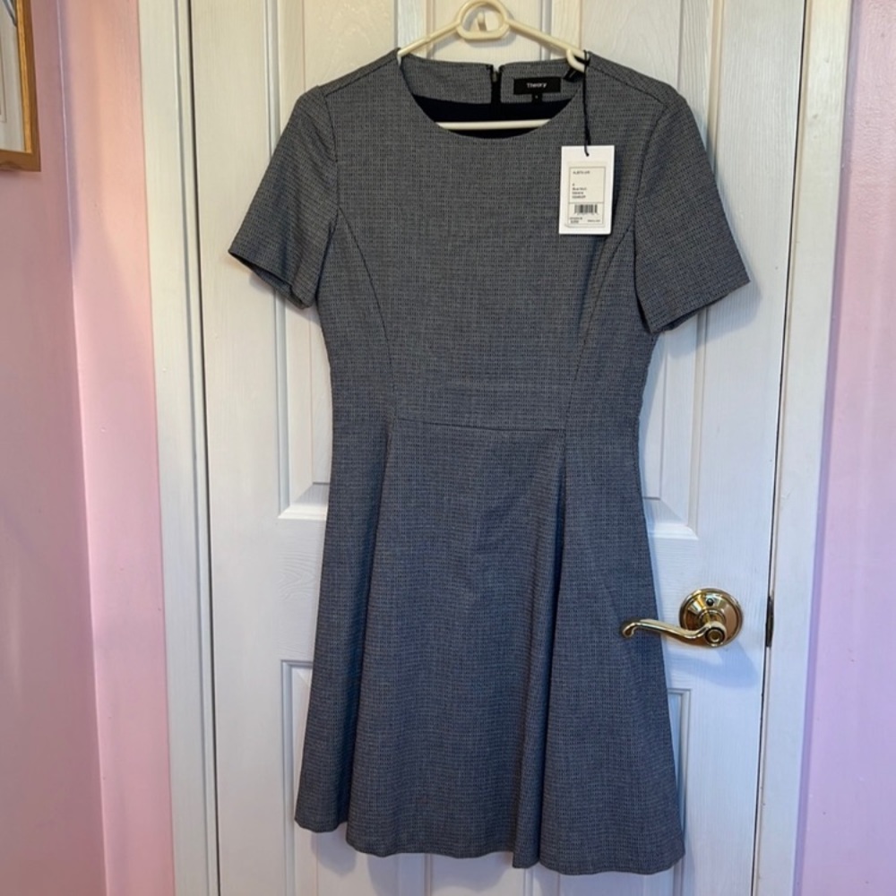 NWT. Theory. Albita WR Dress. Blue Multi. 6.